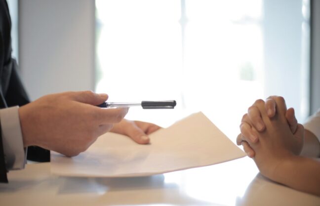 Why Your Business Needs Employment Contracts. | Consensus HR in Herts, Beds